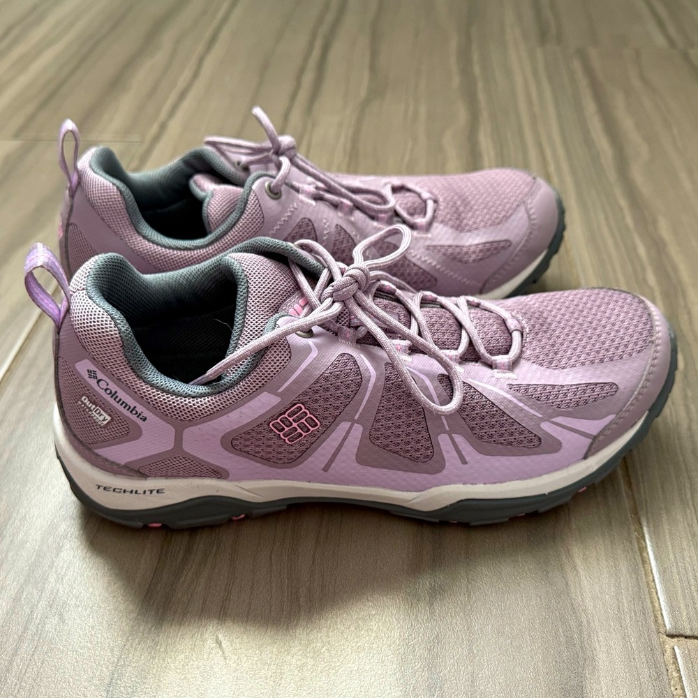 Columbia Waterproof Athletic Hiking Shoes size 8.5